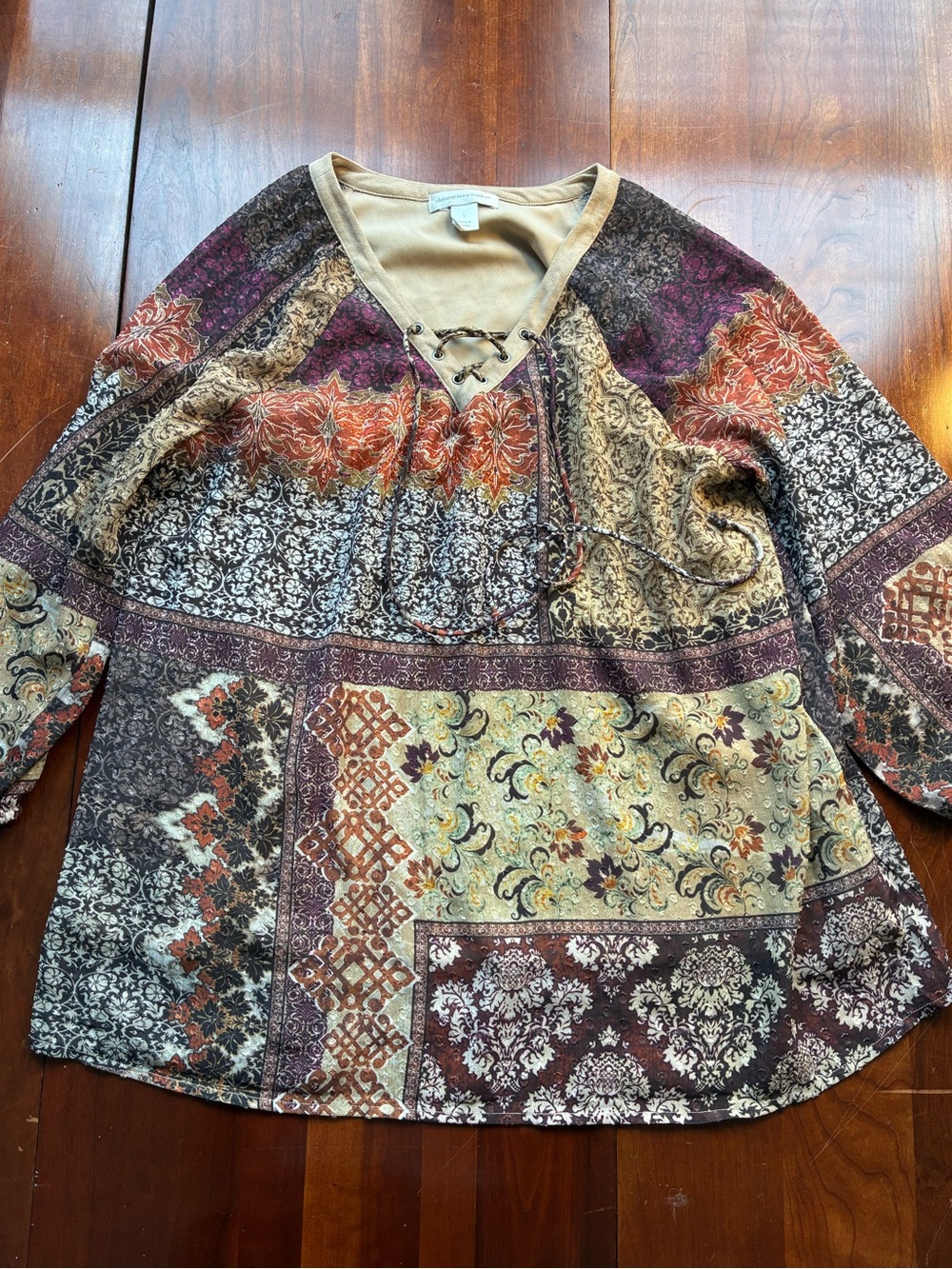 Boho Patchwork V-Neck Lace-Up Women's Top in Multicolor